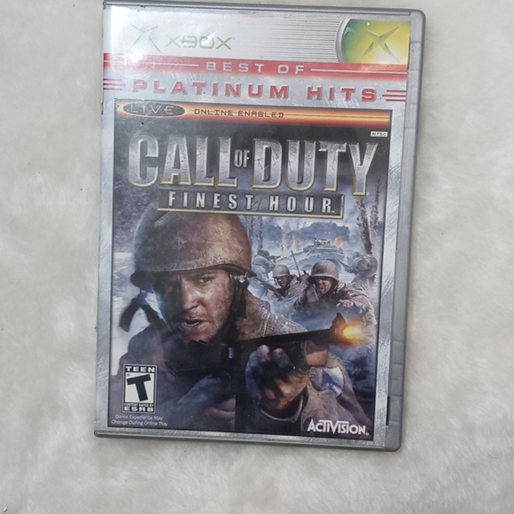 Best of Platinum Hits Call of Duty Finest Hour - Picture 1 of 4